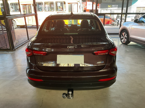 Fiat Cronos 1.8 E.TORQ FLEX PRECISION AT6