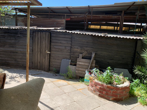 Excelente Terreno Con Casa Para Remodelar En Comuna El Bosqu