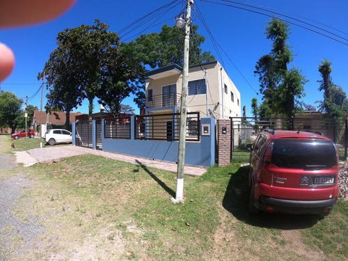 Imagen 3 de 15 de Casa Florencio Varela Bª Privado Las Calandrias Dinamarca 40