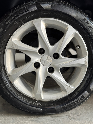 Peugeot 208 1.6 Allure Touchscreen