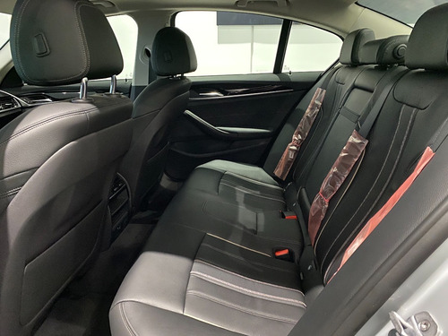 Imagen 6 de 8 de Bmw Serie 5 3.0 530ia Sportline