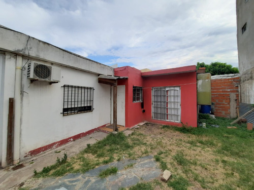 Casa General Pacheco, Casa Multifamiliar 2 Dorm 2 Amb 1 Monoambiente.