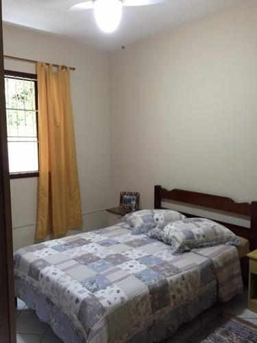 Imagem 6 de 18 de Casa No Glória Com 4 Quartos Para Venda, 194 M² - Lg5029
