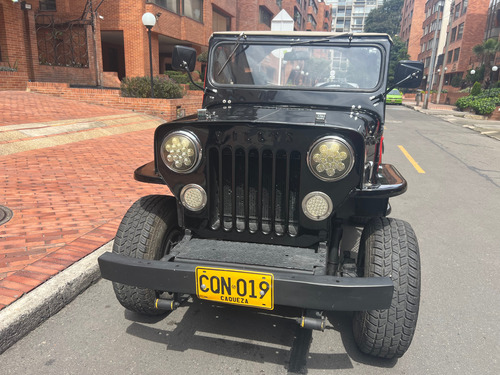 Jeep Willys Cherokee 1.6 Restaurado