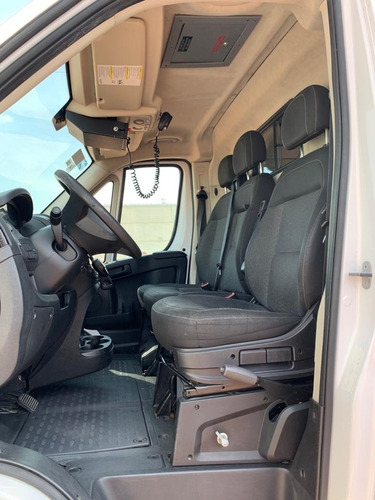 Imagen 9 de 14 de Ram 2500 Promaster Modelos 2015 Ambulancia De Traslado Tipo1