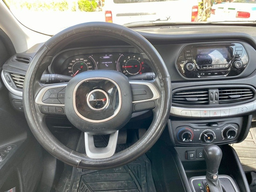 Imagen 4 de 5 de Dodge Neon 2017 1.6 Se At