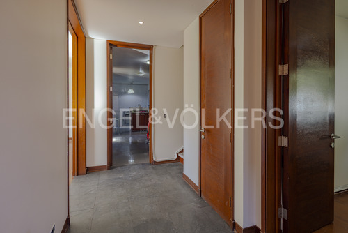 En Condominio Cercano A Colegio Mayflower