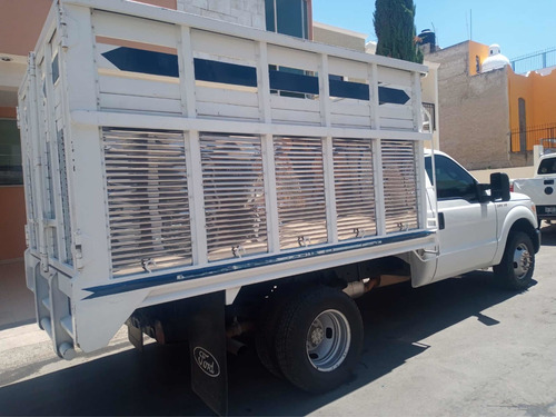 Imagen 6 de 7 de Ford F-350 350