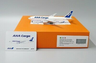 Avion Boeing 777-f Ana Cargo Matrícula Ja771f Escala 1:400 