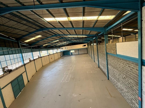 Vendo Complejo Industrial De 17.970 M2 De Construcción, Ref. 6.000.000 - Zona Industrial Las Minas, San Antonio De Los Altos