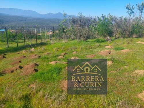 Hermosa Parcela De 5.000 M² Ubicada En El Exclusivo Valle Na