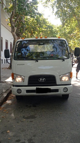Hyundai Hd65 Con Chata Hidraulica Para Traslados De Vehiculo