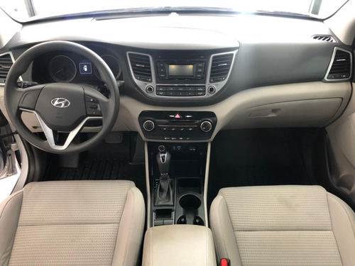 Imagen 7 de 11 de Hyundai Tucson Automatica 2017