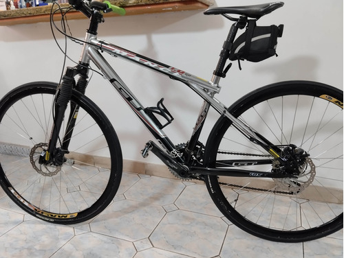 Bicicleta Mtb -gt/ Agresor 1.1 / 8v- Cauchos Y Rin 700x28