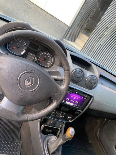 Imagem 6 de 8 de Fiat Uno Uno 1.5r