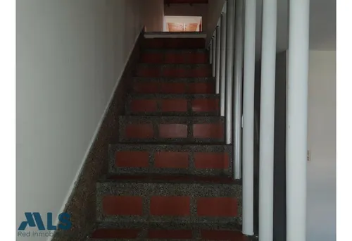 Buena Ubicación(mls#253704)