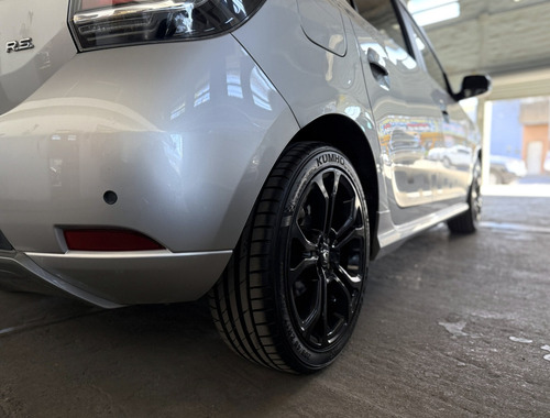 Renault Sandero 2.0 Rs 145cv