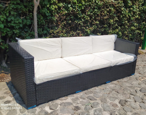 Imagen 2 de 3 de Sillón Tipo Sofá De 3 Plazas Para Exterior. Ratan Sintético