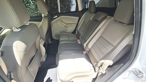 Imagen 8 de 12 de Ford Escape