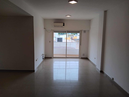 3 Amb Semipiso 2 Baños 2 Dorm Balcón Split Lujo Categoría. Apto Profesional