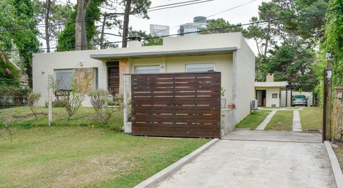 Casa En Venta De 2 Dormitorios En San Rafael