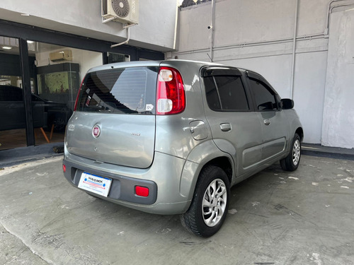Fiat Uno 1.0 EVO VIVACE 8V FLEX 4P MANUAL