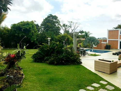 Imagen 12 de 30 de En Venta O Alquiler Casa 1000m2 11h/10b/11p La Lagunita