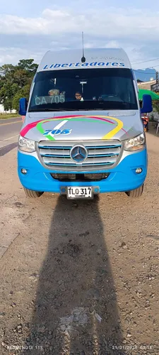 Vendo Buseta Mercedes Benz Sprinter 515 Modelo 2024 Excelent
