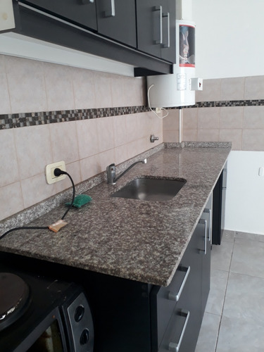 Imagen 9 de 10 de Moron Sur Departamento Venta 1 Ambiente De Categoria Cerca Estacion Escucha Oferta