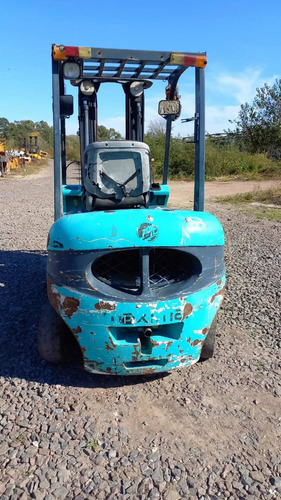 Imagen 9 de 15 de Autoelevador Yale 3tn Diesel Torre Triple C/desplazad Envios