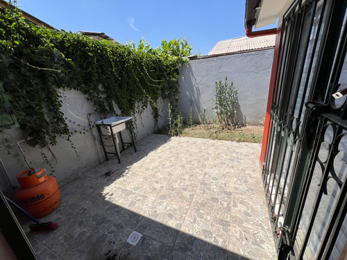 Casa En Venta Con 3d-1b, Puente Alto, Excelente Ubicación