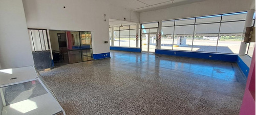 Imagen 3 de 30 de Estación De Servicio, Lavadero Y Locales Comerciales A La Venta En Victoria, Entre Ríos