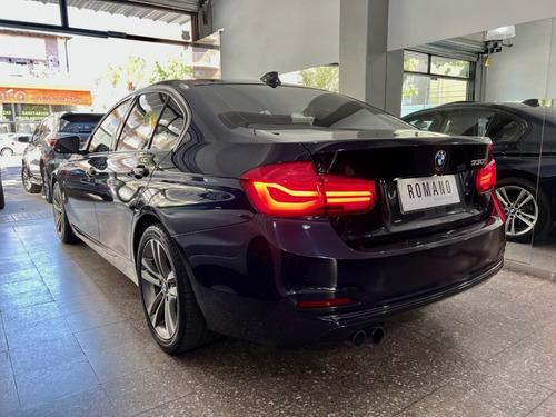 BMW Serie 3 3.0 330i Sedan Sport Line 252cv