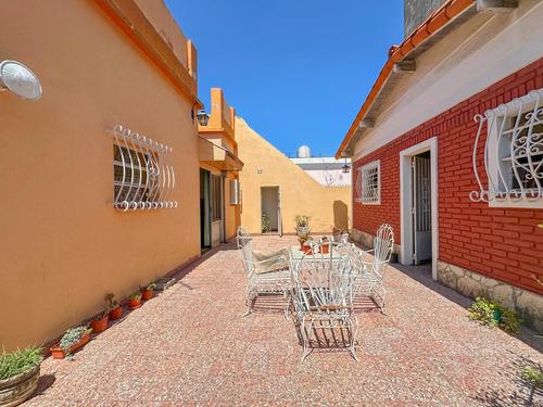 Casa En Venta En Lanús Este