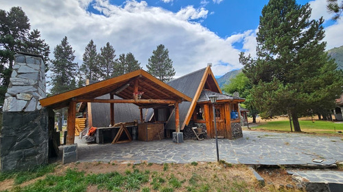 Venta Casa Lago Puelo, Chubut. Dos Dormitorios