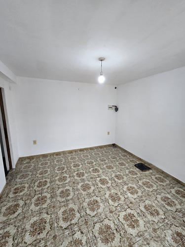 Alquiler Ph 4 Ambientes 2 Habitaciones La Rioja Lanus Oeste