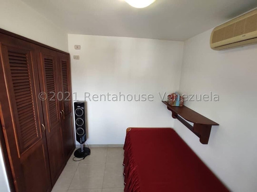 Imagen 15 de 30 de Apartamentos En Venta En Av Los Leones Barquisimeto, Lara 22-9974 Romer Gonzalez Profesional Inmobiliario Renta House