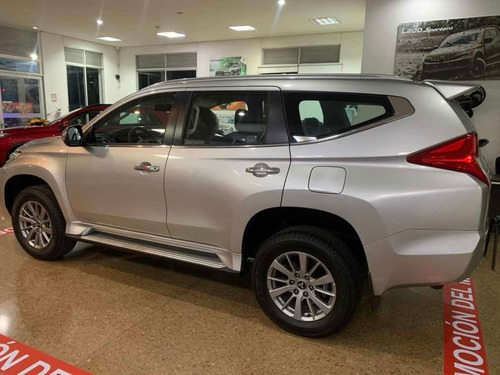 Mitsubishi Montero Sport 3.0 Gasolina 4x2