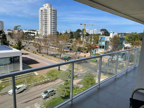 Apartamento En Torre Yoo Un Dormitorio Y Medio