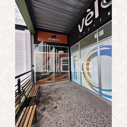 Local Comercial En Venta Para Inversionistas El Refugio Queretaro