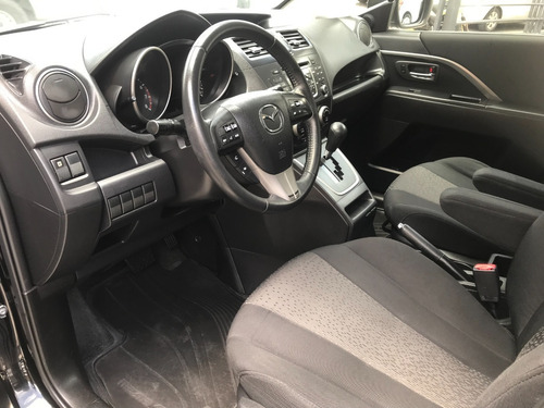 Imagen 8 de 15 de Mazda 5 Sport 2012