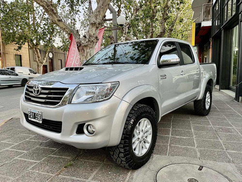 Toyota Hilux 3.0 Cd Srv 171cv 4x2 - B3