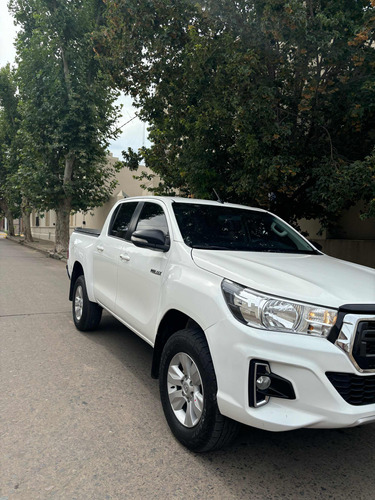 Toyota Hilux 2.4 Cd Sr 150cv 4x2