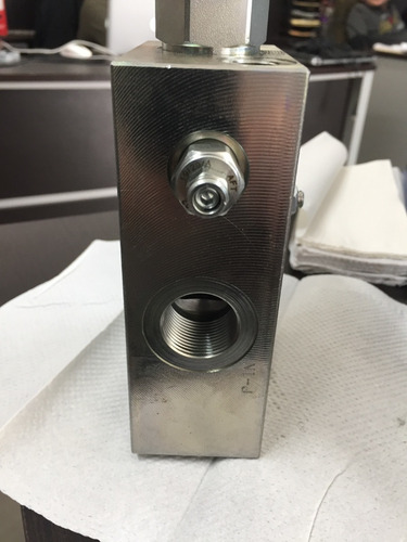Imagen 13 de 13 de 01) Electrovalvula Para Instalar Martillo A Retroexcavadora