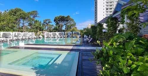 Imagen 12 de 21 de Apartamento De 2 Dormitorios En Edificio Premium +amenities +alquiler Invernal
