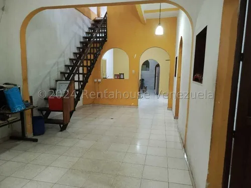 Casa Para Remodelar En Venta , Los Rosales , Mim 25-2827