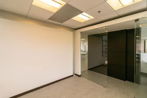 Oficina En Arriendo En Virrey. Cod A1094047