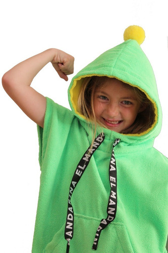 Imagen 1 de 3 de Poncho Toalla 4 A 6 Años Verde Manzana C/ Amarillo
