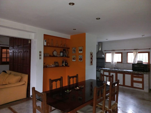 Casa En Venta -  2 Dormitorios 1 Baño - 100mts2 - Villa Parque Sicardi