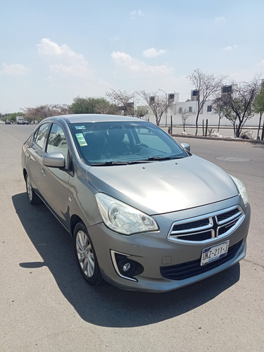 Dodge Attitude 1.2 Sxt Mt